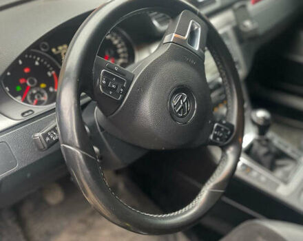 Серый Фольксваген Пассат, объемом двигателя 1.97 л и пробегом 317 тыс. км за 11200 $, фото 8 на Automoto.ua