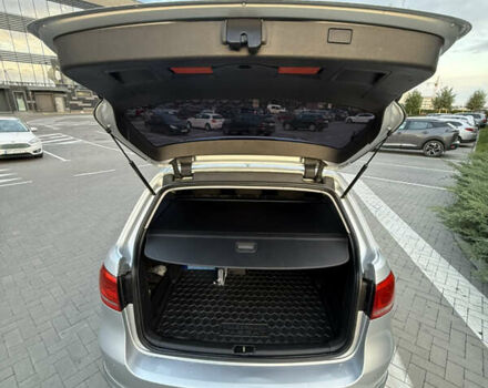 Сірий Фольксваген Пассат, об'ємом двигуна 1.6 л та пробігом 323 тис. км за 10800 $, фото 5 на Automoto.ua