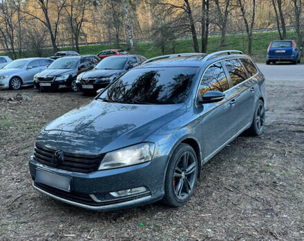 Серый Фольксваген Пассат, объемом двигателя 1.97 л и пробегом 225 тыс. км за 11300 $, фото 2 на Automoto.ua