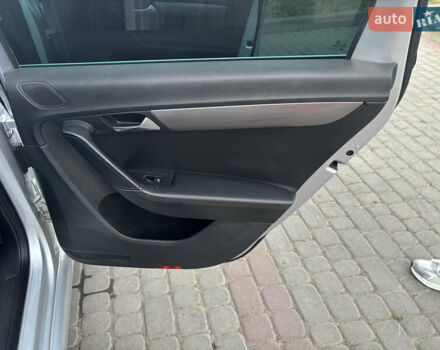 Серый Фольксваген Пассат, объемом двигателя 2 л и пробегом 272 тыс. км за 12400 $, фото 37 на Automoto.ua