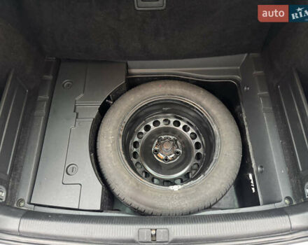 Серый Фольксваген Пассат, объемом двигателя 1.6 л и пробегом 207 тыс. км за 10500 $, фото 35 на Automoto.ua