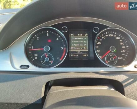 Серый Фольксваген Пассат, объемом двигателя 1.97 л и пробегом 300 тыс. км за 12000 $, фото 16 на Automoto.ua