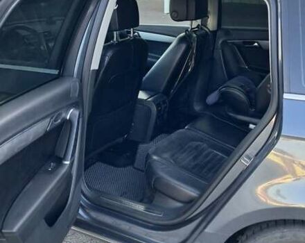 Серый Фольксваген Пассат, объемом двигателя 1.97 л и пробегом 217 тыс. км за 11500 $, фото 4 на Automoto.ua