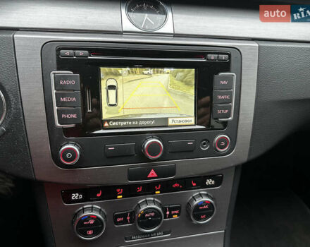 Серый Фольксваген Пассат, объемом двигателя 1.97 л и пробегом 256 тыс. км за 10899 $, фото 26 на Automoto.ua