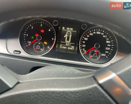 Серый Фольксваген Пассат, объемом двигателя 1.97 л и пробегом 317 тыс. км за 11200 $, фото 5 на Automoto.ua