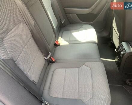 Сірий Фольксваген Пассат, об'ємом двигуна 1.6 л та пробігом 322 тис. км за 9000 $, фото 6 на Automoto.ua