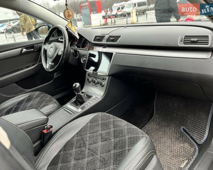 Серый Фольксваген Пассат, объемом двигателя 1.6 л и пробегом 240 тыс. км за 9300 $, фото 16 на Automoto.ua