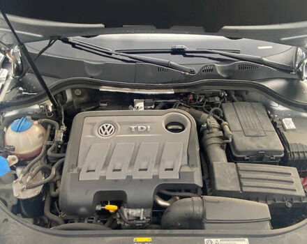 Серый Фольксваген Пассат, объемом двигателя 1.97 л и пробегом 244 тыс. км за 10300 $, фото 7 на Automoto.ua