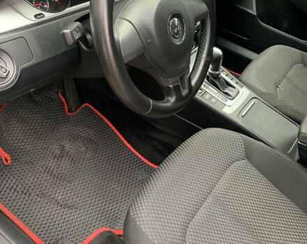 Серый Фольксваген Пассат, объемом двигателя 1.97 л и пробегом 270 тыс. км за 8900 $, фото 9 на Automoto.ua