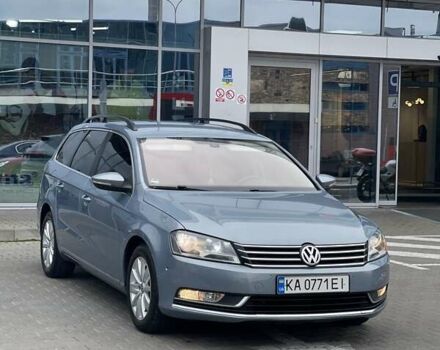 Фольксваген Пассат 2013 в Киеве на Automoto.ua Серый Фольксваген Пассат, объемом двигателя 1.97 л и пробегом 283 тыс. км за 11500 $, фото 2 на Automoto.ua