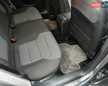 Серый Фольксваген Пассат, объемом двигателя 2 л и пробегом 256 тыс. км за 10999 $, фото 21 на Automoto.ua