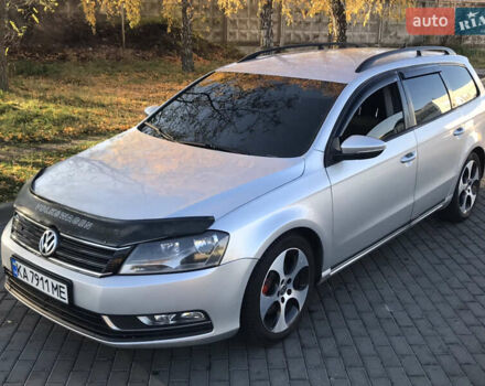 Сірий Фольксваген Пассат, об'ємом двигуна 1.6 л та пробігом 282 тис. км за 7500 $, фото 4 на Automoto.ua