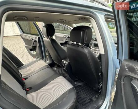 Сірий Фольксваген Пассат, об'ємом двигуна 1.6 л та пробігом 322 тис. км за 10300 $, фото 6 на Automoto.ua