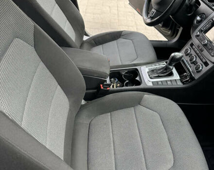 Сірий Фольксваген Пассат, об'ємом двигуна 2 л та пробігом 209 тис. км за 13050 $, фото 29 на Automoto.ua