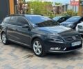 Серый Фольксваген Пассат, объемом двигателя 1.6 л и пробегом 303 тыс. км за 9200 $, фото 1 на Automoto.ua