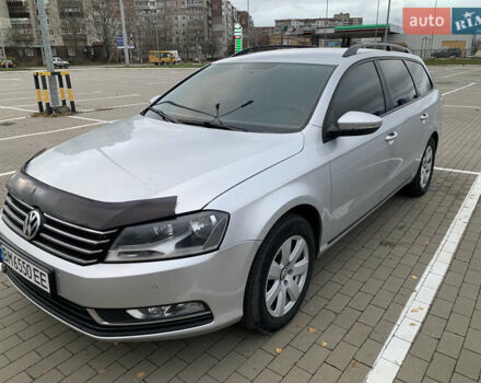 Серый Фольксваген Пассат, объемом двигателя 1.97 л и пробегом 270 тыс. км за 8900 $, фото 2 на Automoto.ua