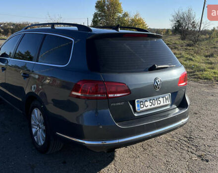 Серый Фольксваген Пассат, объемом двигателя 1.6 л и пробегом 237 тыс. км за 9900 $, фото 4 на Automoto.ua