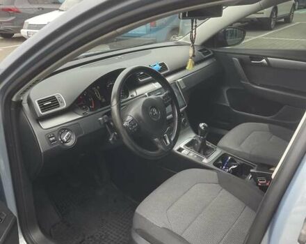 Фольксваген Пассат 2013 в Киеве на Automoto.ua Серый Фольксваген Пассат, объемом двигателя 1.97 л и пробегом 283 тыс. км за 11500 $, фото 6 на Automoto.ua