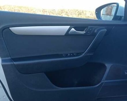 Серый Фольксваген Пассат, объемом двигателя 1.97 л и пробегом 287 тыс. км за 10500 $, фото 4 на Automoto.ua