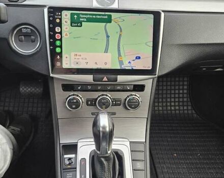 Фольксваген Пассат 2013 в Новояворовск на Automoto.ua Серый Фольксваген Пассат, объемом двигателя 1.97 л и пробегом 283 тыс. км за 11690 $, фото 24 на Automoto.ua