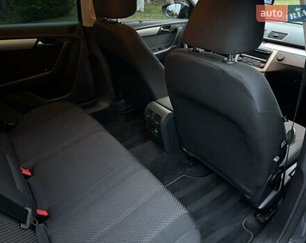 Серый Фольксваген Пассат, объемом двигателя 1.6 л и пробегом 301 тыс. км за 10200 $, фото 15 на Automoto.ua