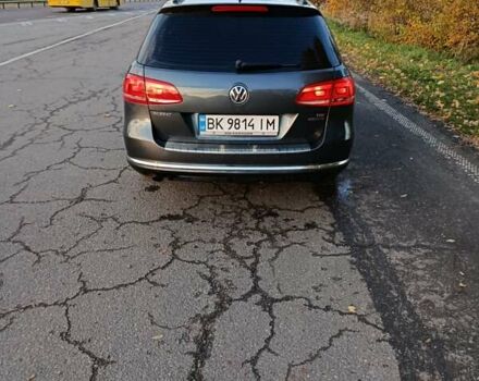 Серый Фольксваген Пассат, объемом двигателя 1.6 л и пробегом 218 тыс. км за 11500 $, фото 4 на Automoto.ua