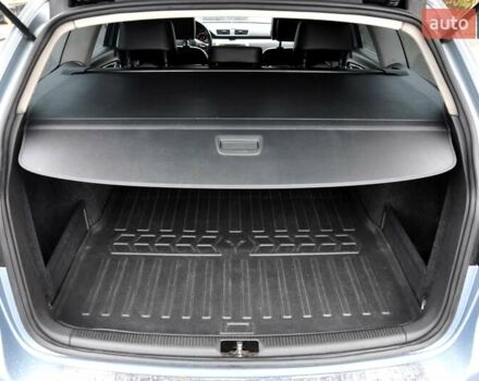 Серый Фольксваген Пассат, объемом двигателя 1.6 л и пробегом 280 тыс. км за 8800 $, фото 19 на Automoto.ua