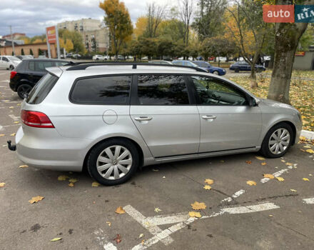 Фольксваген Пассат 2013 в Ужгороде на Automoto.ua Серый Фольксваген Пассат, объемом двигателя 1.6 л и пробегом 294 тыс. км за 9499 $, фото 12 на Automoto.ua