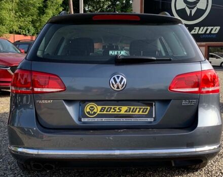 Сірий Фольксваген Пассат, об'ємом двигуна 2 л та пробігом 200 тис. км за 11899 $, фото 4 на Automoto.ua