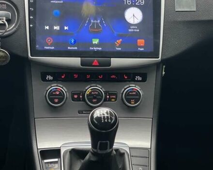 Фольксваген Пассат 2013 в Киеве на Automoto.ua Серый Фольксваген Пассат, объемом двигателя 1.97 л и пробегом 283 тыс. км за 11500 $, фото 19 на Automoto.ua