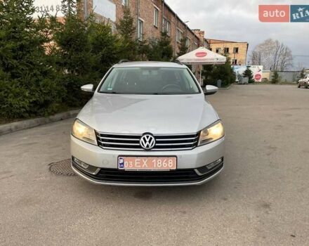 Серый Фольксваген Пассат, объемом двигателя 2 л и пробегом 300 тыс. км за 10700 $, фото 10 на Automoto.ua