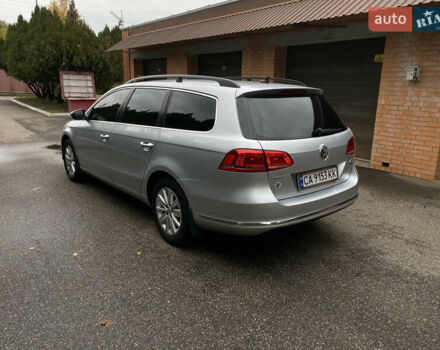 Серый Фольксваген Пассат, объемом двигателя 1.97 л и пробегом 300 тыс. км за 10850 $, фото 4 на Automoto.ua