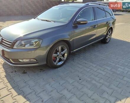 Серый Фольксваген Пассат, объемом двигателя 1.97 л и пробегом 300 тыс. км за 12000 $, фото 14 на Automoto.ua