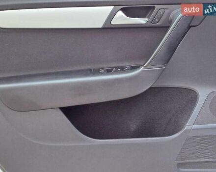 Сірий Фольксваген Пассат, об'ємом двигуна 2 л та пробігом 274 тис. км за 10440 $, фото 10 на Automoto.ua