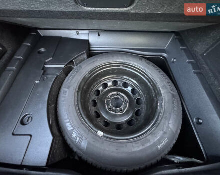 Серый Фольксваген Пассат, объемом двигателя 1.6 л и пробегом 229 тыс. км за 10999 $, фото 41 на Automoto.ua