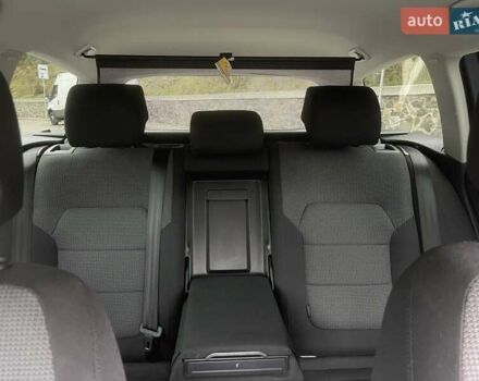 Фольксваген Пассат 2013 в Киеве на Automoto.ua Серый Фольксваген Пассат, объемом двигателя 1.97 л и пробегом 283 тыс. км за 11500 $, фото 22 на Automoto.ua