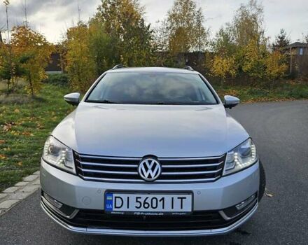 Фольксваген Пассат 2013 в Новояворовск на Automoto.ua Серый Фольксваген Пассат, объемом двигателя 1.97 л и пробегом 283 тыс. км за 11690 $, фото 2 на Automoto.ua