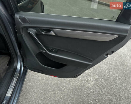 Серый Фольксваген Пассат, объемом двигателя 1.97 л и пробегом 256 тыс. км за 10899 $, фото 21 на Automoto.ua