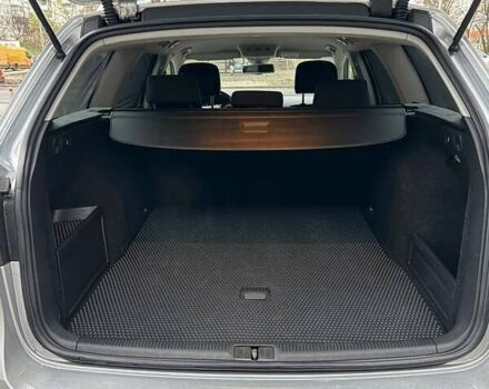 Серый Фольксваген Пассат, объемом двигателя 2 л и пробегом 300 тыс. км за 13500 $, фото 4 на Automoto.ua