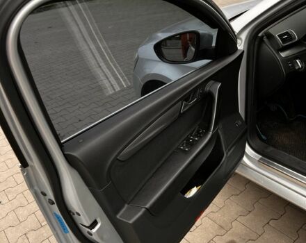 Серый Фольксваген Пассат, объемом двигателя 2 л и пробегом 239 тыс. км за 10300 $, фото 17 на Automoto.ua