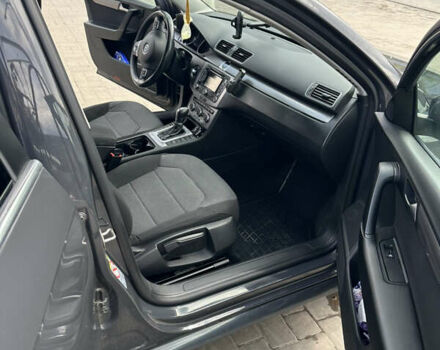 Сірий Фольксваген Пассат, об'ємом двигуна 2 л та пробігом 209 тис. км за 13050 $, фото 50 на Automoto.ua