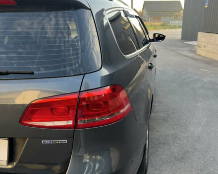 Серый Фольксваген Пассат, объемом двигателя 1.6 л и пробегом 261 тыс. км за 10200 $, фото 9 на Automoto.ua