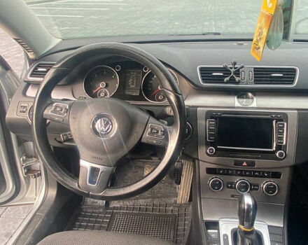 Серый Фольксваген Пассат, объемом двигателя 1.97 л и пробегом 244 тыс. км за 10300 $, фото 4 на Automoto.ua