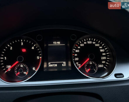 Серый Фольксваген Пассат, объемом двигателя 1.6 л и пробегом 301 тыс. км за 10200 $, фото 19 на Automoto.ua