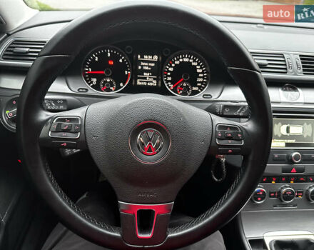 Серый Фольксваген Пассат, объемом двигателя 2 л и пробегом 256 тыс. км за 10999 $, фото 12 на Automoto.ua