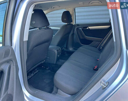 Серый Фольксваген Пассат, объемом двигателя 2 л и пробегом 241 тыс. км за 12500 $, фото 6 на Automoto.ua