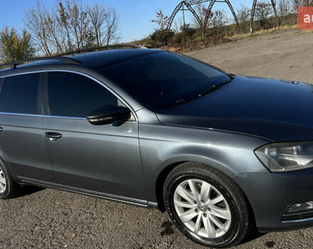 Серый Фольксваген Пассат, объемом двигателя 1.6 л и пробегом 237 тыс. км за 9900 $, фото 2 на Automoto.ua