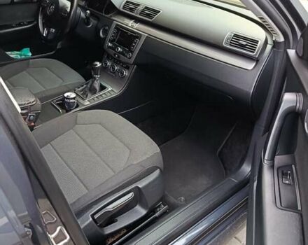 Серый Фольксваген Пассат, объемом двигателя 1.6 л и пробегом 218 тыс. км за 11500 $, фото 23 на Automoto.ua