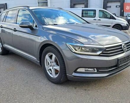 Серый Фольксваген Пассат, объемом двигателя 1.6 л и пробегом 153 тыс. км за 13500 $, фото 6 на Automoto.ua