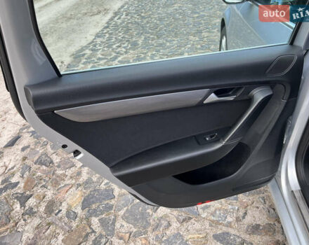 Серый Фольксваген Пассат, объемом двигателя 1.97 л и пробегом 221 тыс. км за 11000 $, фото 10 на Automoto.ua